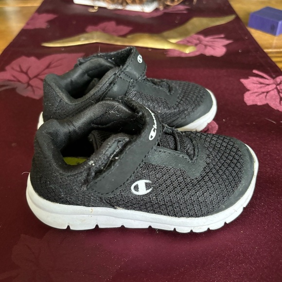 Baby sneakers - Picture 3 of 5